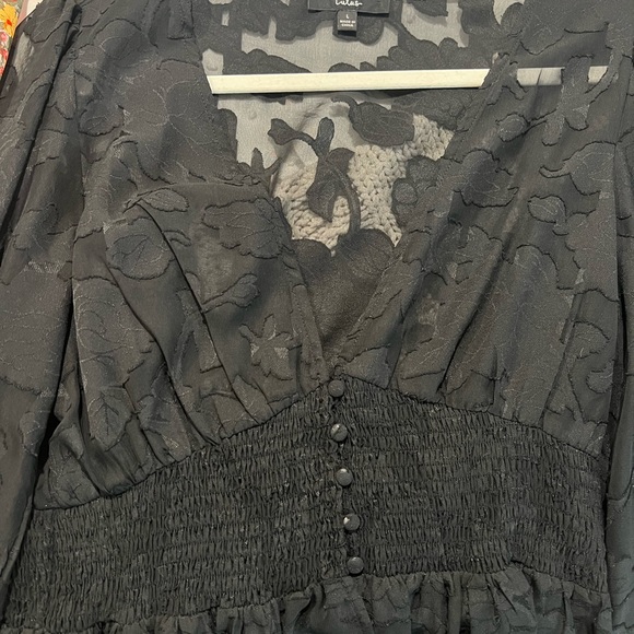 Lulus blouse bundle - Picture 3 of 4